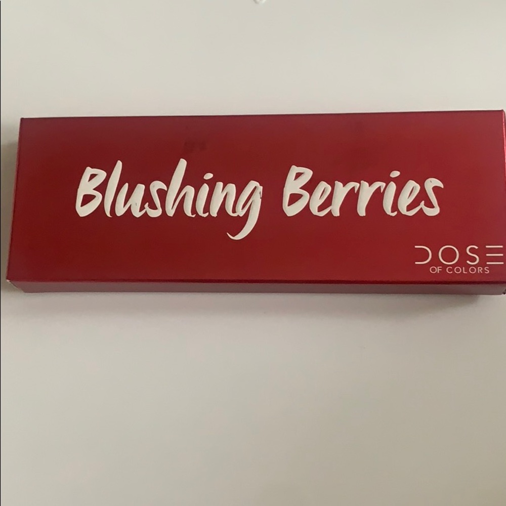 Dose of Colors BLUSHING BERRIES Eyeshadow Palette